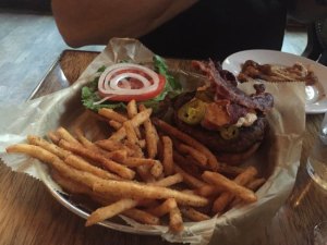 cowboy-burger-and-crack